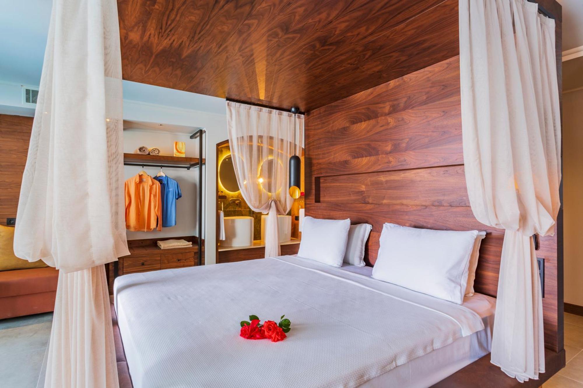Orka Sunlife Resort Hotel And Aquapark Ölüdeniz Eksteriør billede